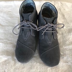Toms Desert Wedge Booties
